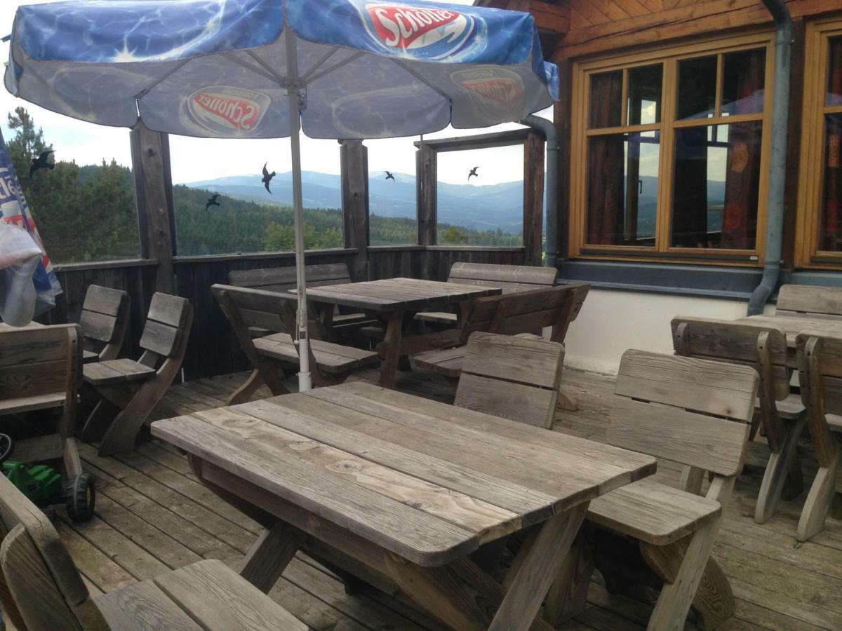 Modriach 霍伊斯维特高山宾馆酒店 外观 照片